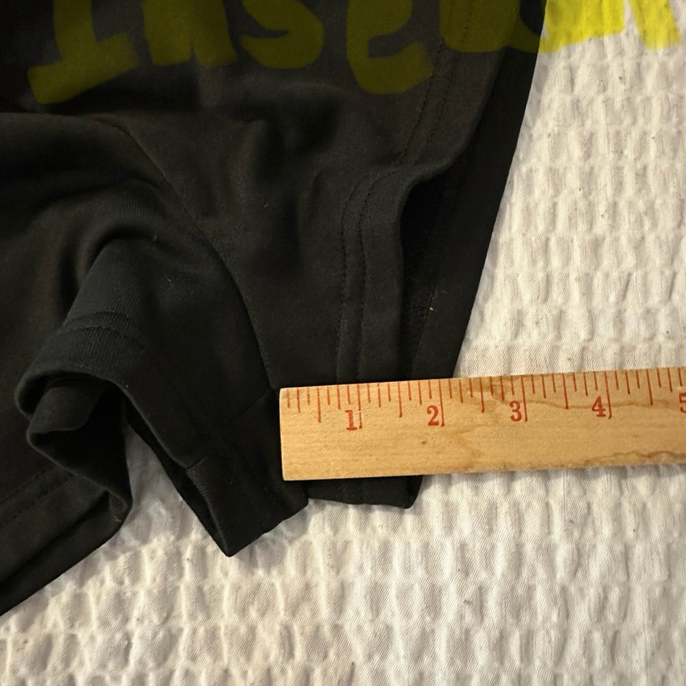 Women’s / Junior’s Shorts, Size Large - Picture 4 of 11